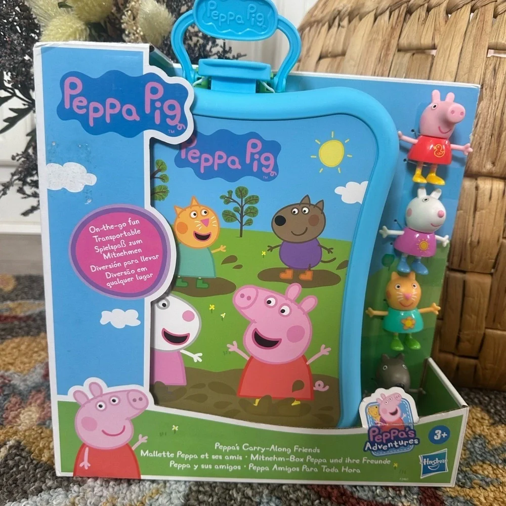 New Peppa Pig Adventure Travel Carry Along Friends and Case Limited Edition Set